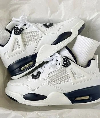 Air Jordan 4 Retro-Style Sneakers